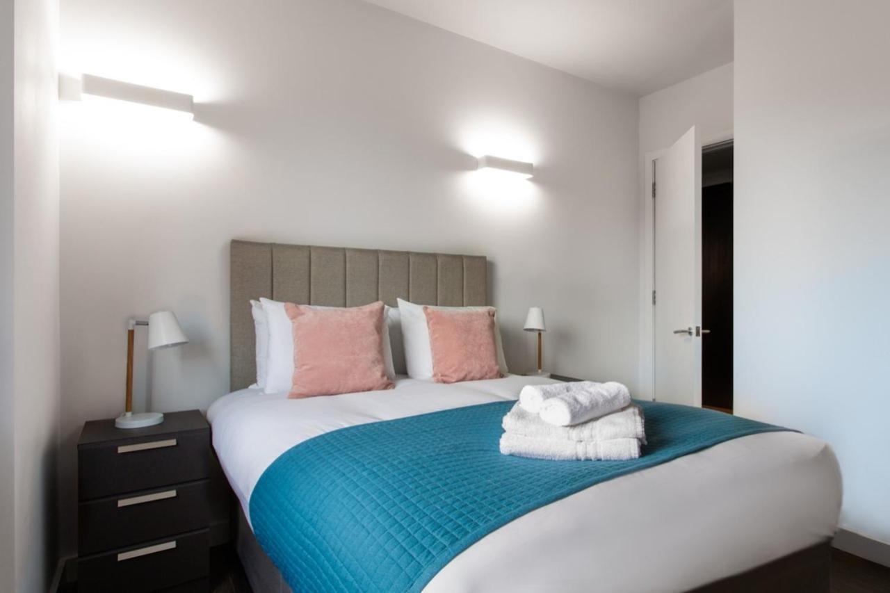 Abbott House By Viridian Apartments St Albans ภายนอก รูปภาพ