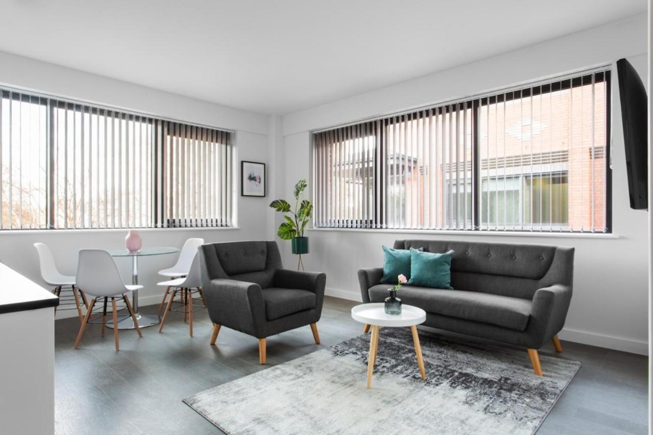 Abbott House By Viridian Apartments St Albans ภายนอก รูปภาพ